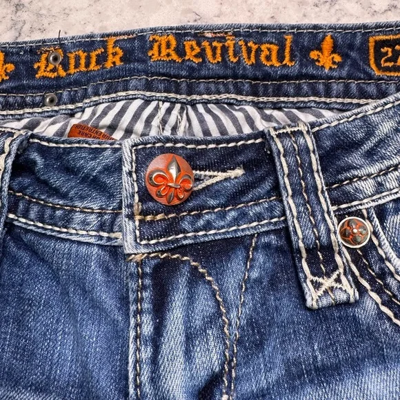 Rock Revival jeans size 27 Angie Capri beautiful detailing. SALE PRICE - Picture 5 of 11